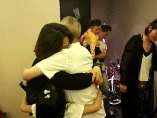 Li Heping reunited with wife